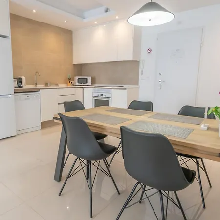 Helgafell Exclusive Penthouse Apartment *